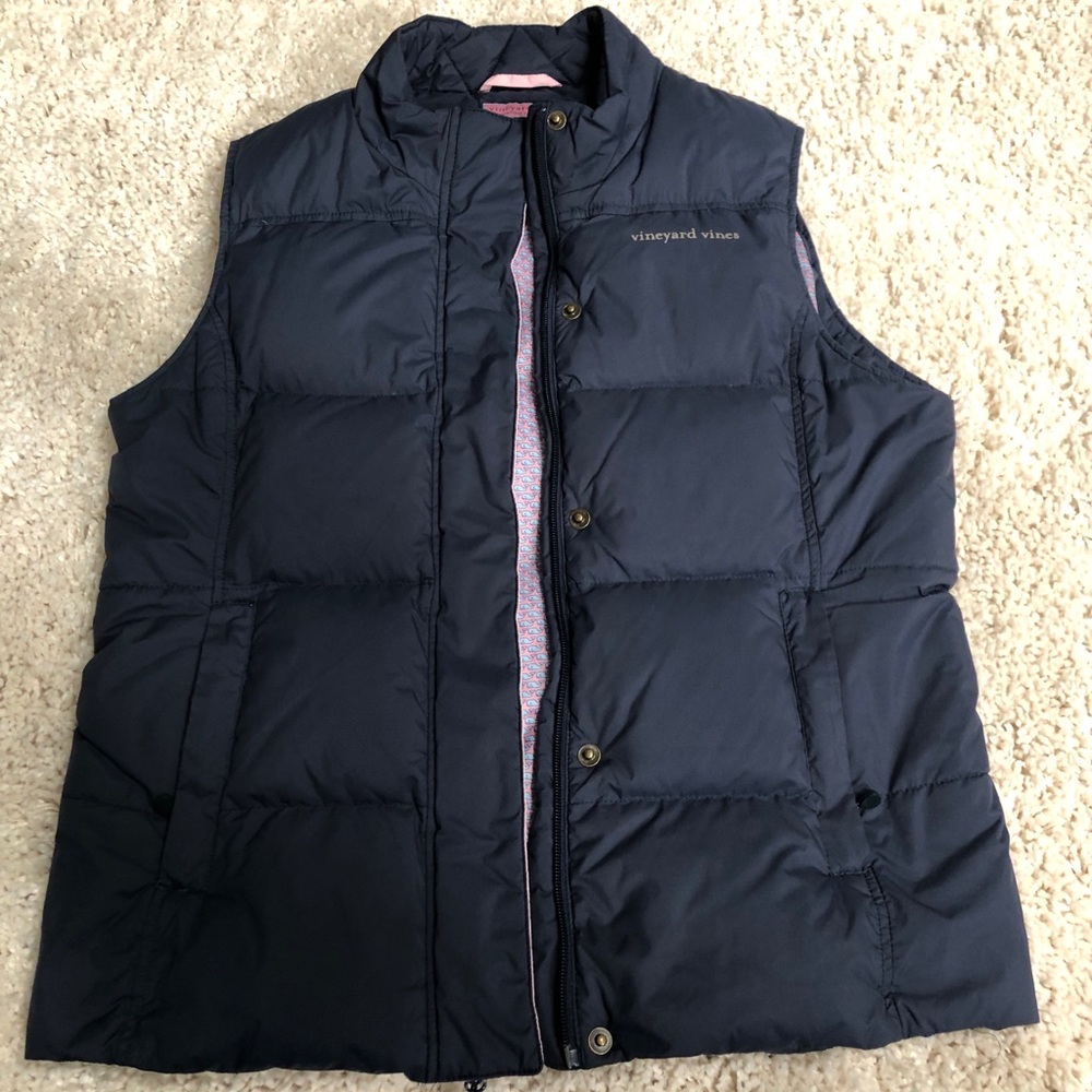Vineyard Vines womens Navy Puffer Vest Size M